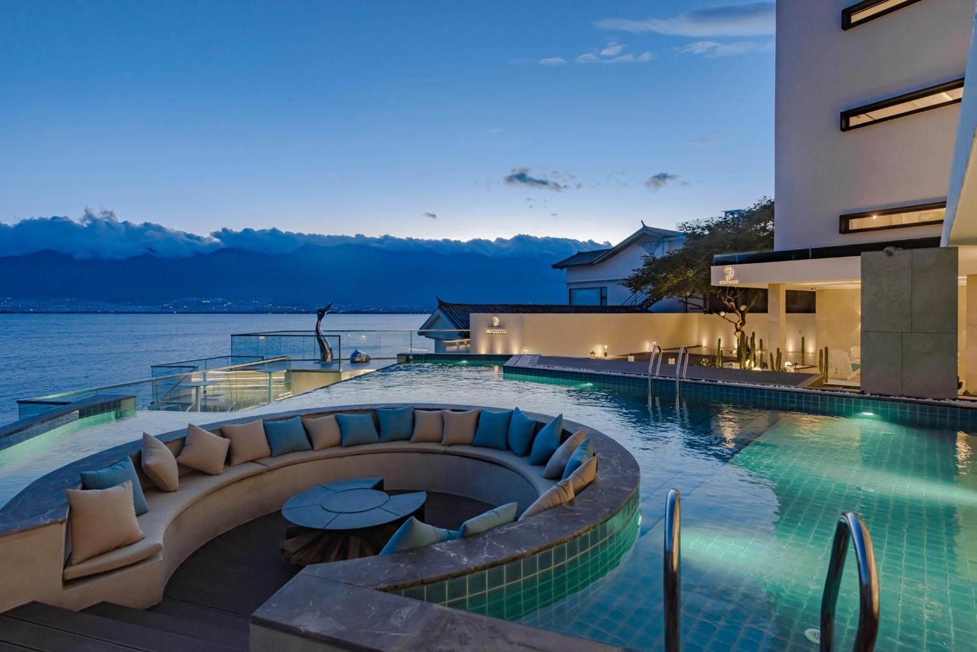 Dali Oriental Seaview Hotel -Dali Erhai Exterior foto